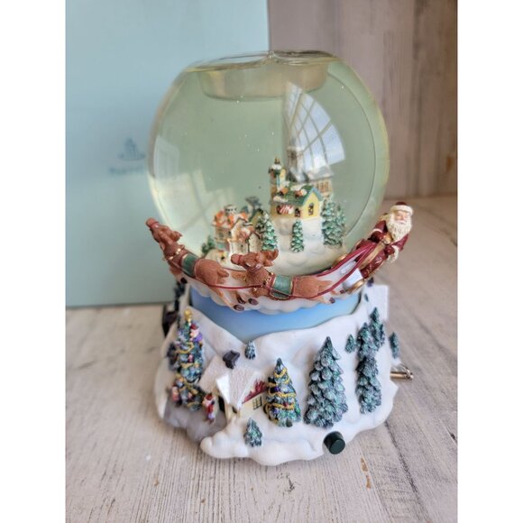 Party lite Vintage Santa Claus is coming to Town snow globe Xmas - Picture 1 of 10